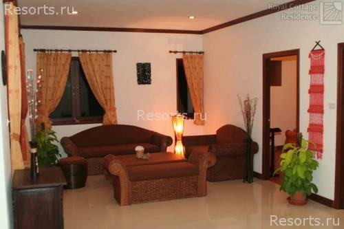 Royal Cottage Residence 18